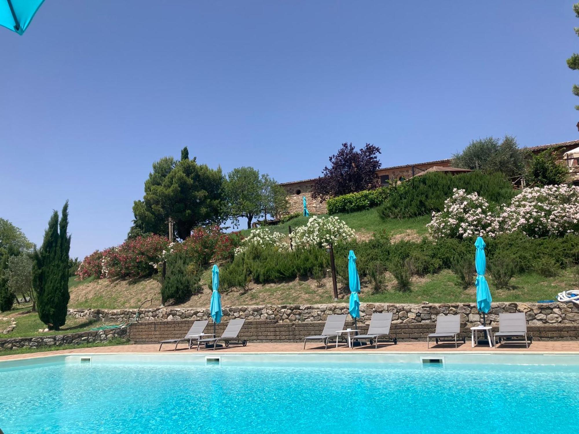 Country House La Collina Di Bargiano - Casa Raffaella 알레로나 외부 사진