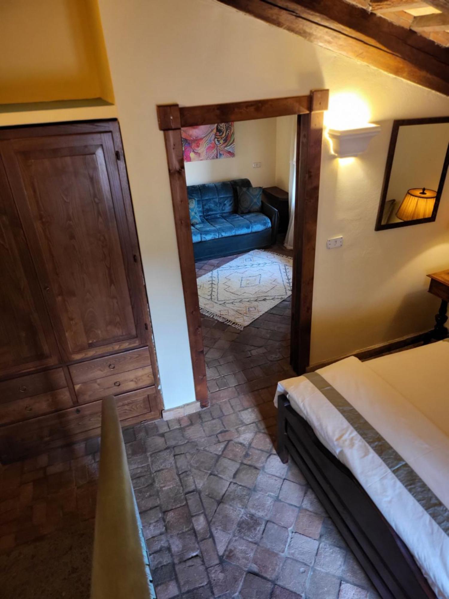 Country House La Collina Di Bargiano - Casa Raffaella 알레로나 외부 사진