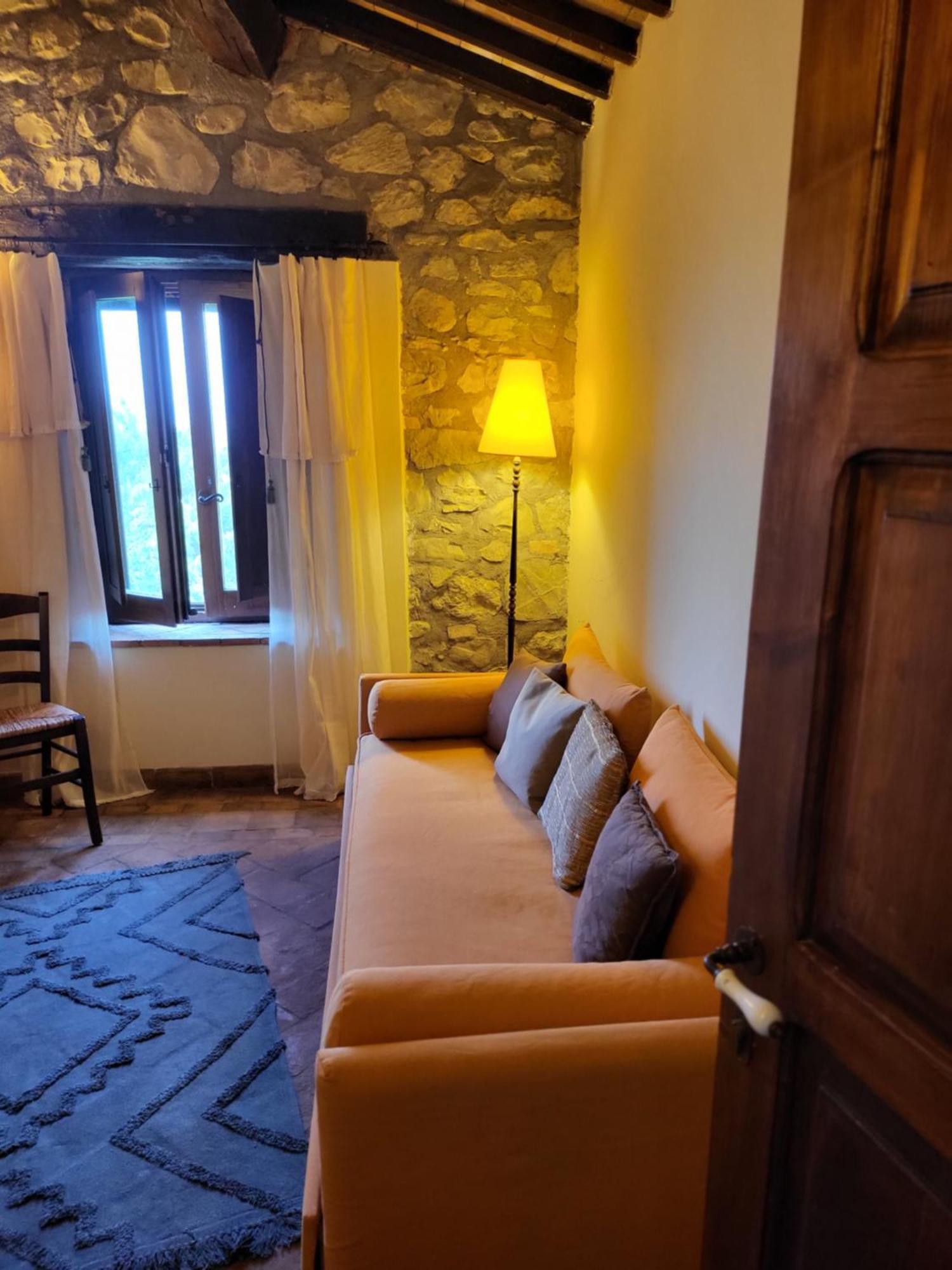 Country House La Collina Di Bargiano - Casa Raffaella 알레로나 외부 사진