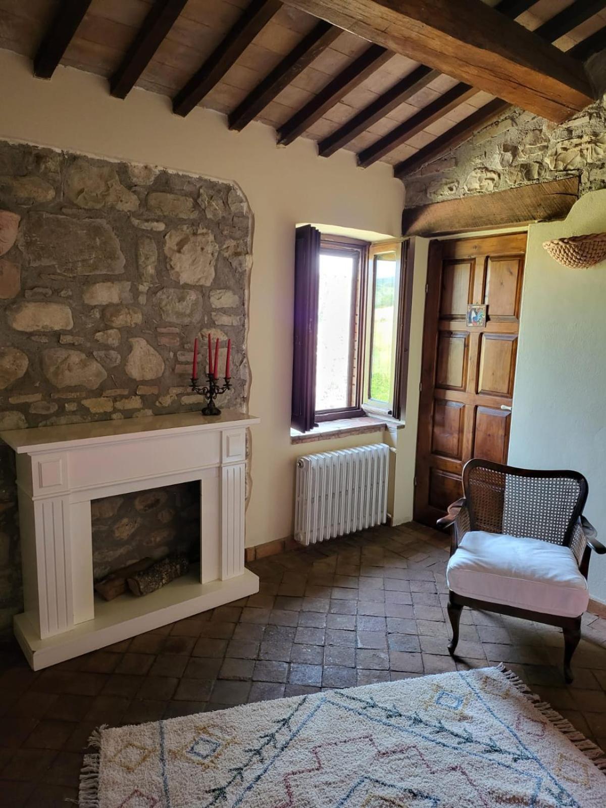 Country House La Collina Di Bargiano - Casa Raffaella 알레로나 외부 사진