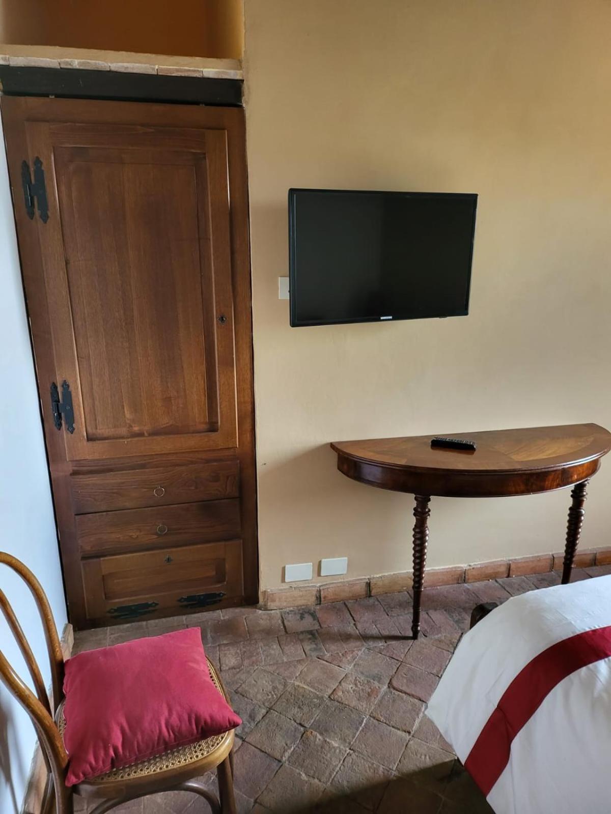 Country House La Collina Di Bargiano - Casa Raffaella 알레로나 외부 사진